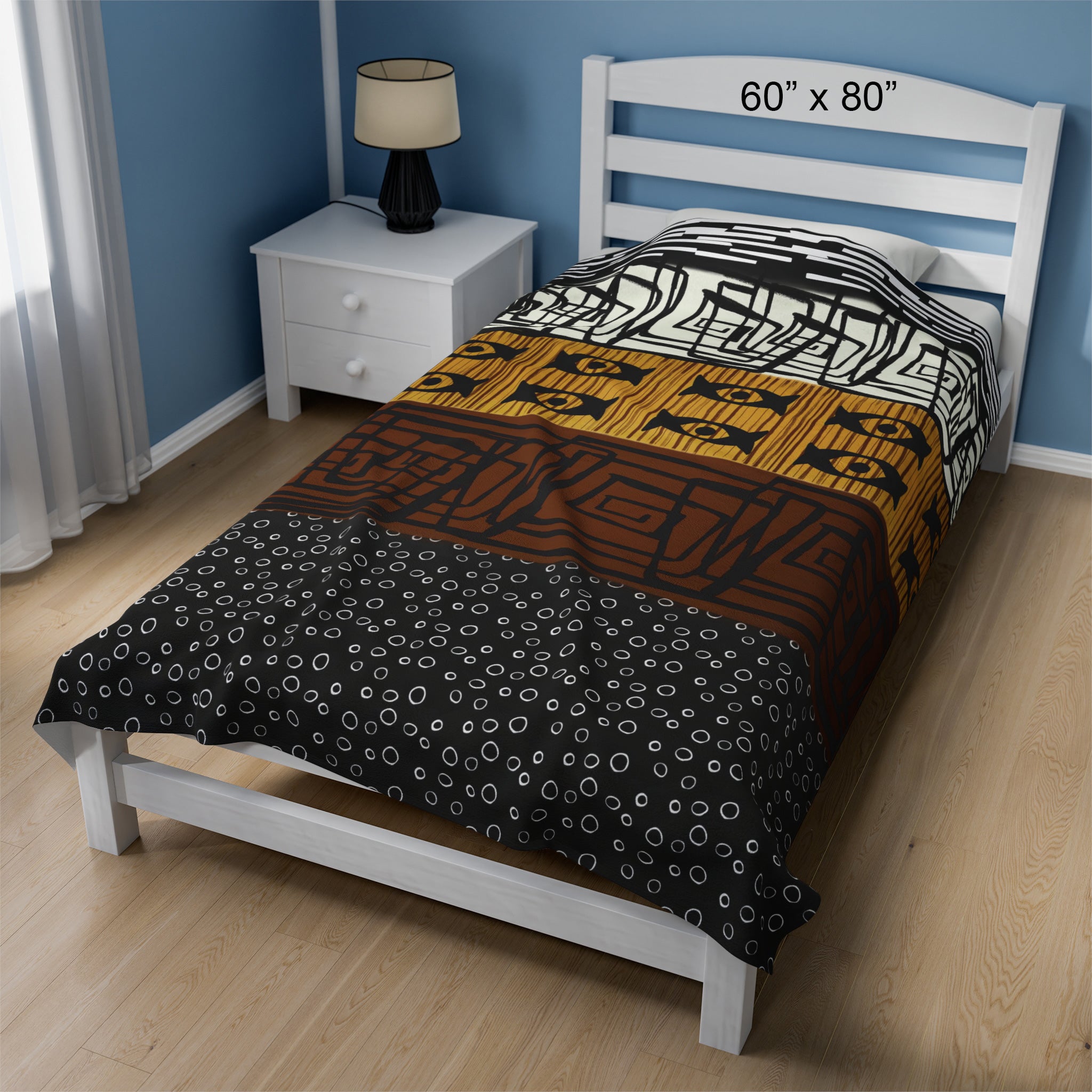 African Mud Cloth Velveteen Blanket with tribal pattern – Ethnic design ideal for Afrocentric home décor.